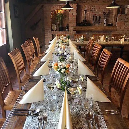 Gasthof Restaurace A U Pešíků